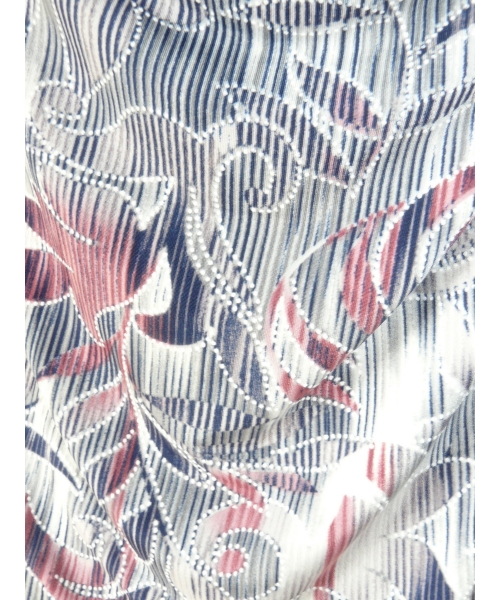 Bluzka z lejącym dekoltem woda z pastelowym mozaikowym wzorem